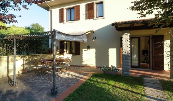 Beautiful villa with private pool in the Casentino valley beautiful nature