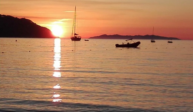 Elba Procchio 200mt da spiaggia