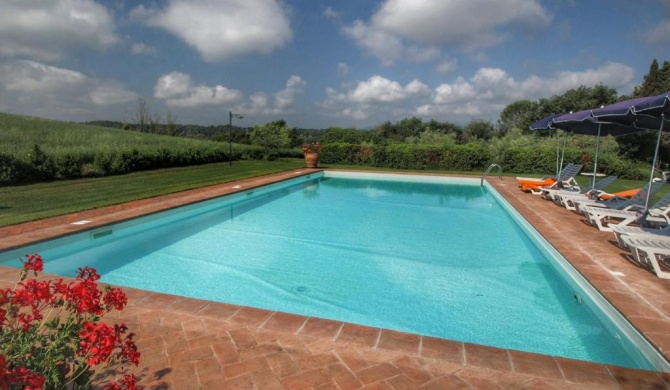 Rustic Farmhouse in Proceno with Swimming Pool