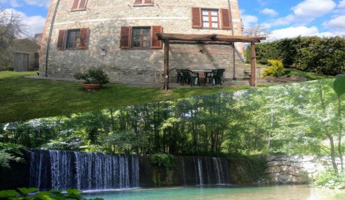 BIO Tuscan Farmhouse by the river, peaceful place