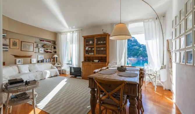 Portofino Above The Sea - Exclusive Seafront Apartment
