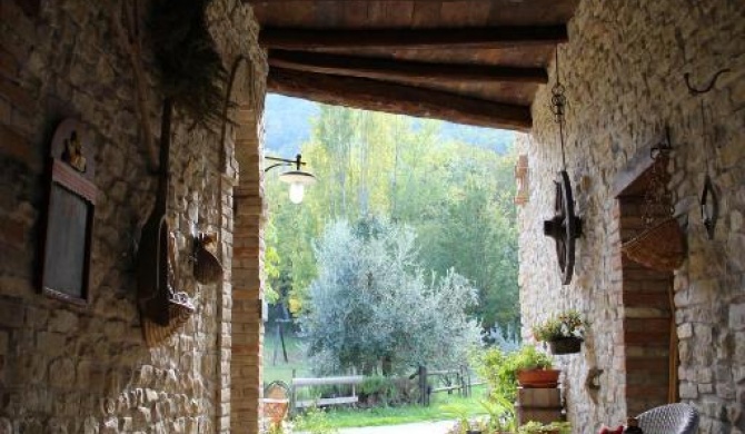 Casale Fontanile Bed and Breakfast