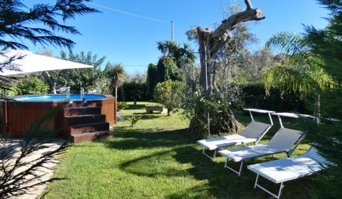 Villa Piana - Con Piscina e Giardino privato nel Salento