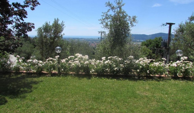 Il Porredo - seaview cottage with garden, terrace and patio - Fosdinovo