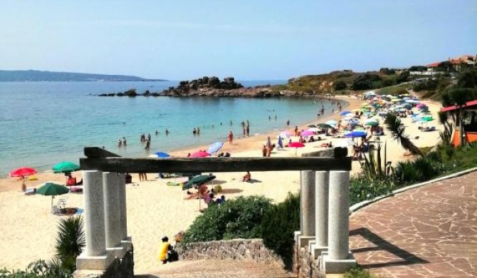 DA PEDRO - Appartamento con terrazza e barbeque sopra la spiaggia di Portopaglietto