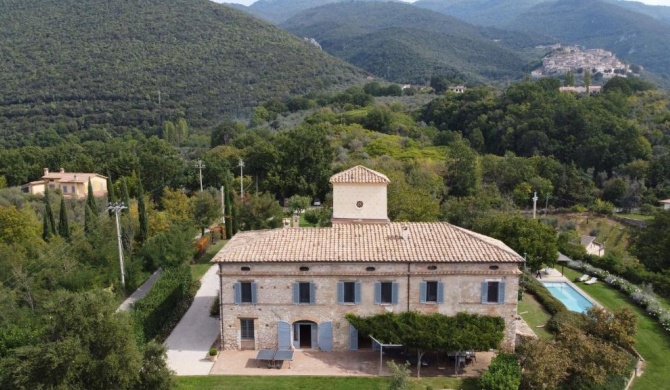 Stunning villa with private pool close to Rome in the Sabine countryside