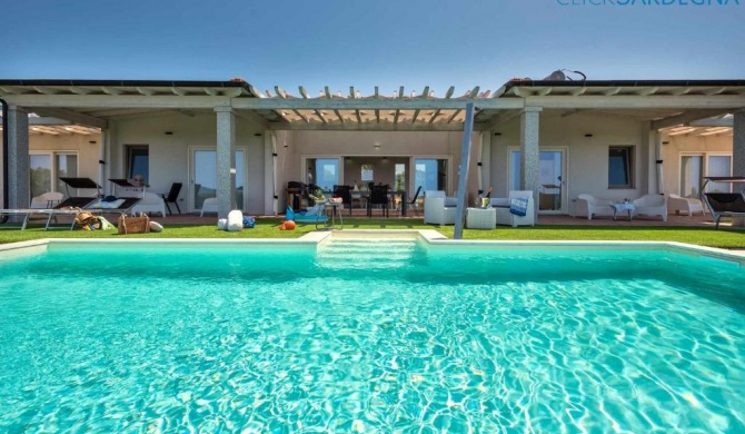 Alghero Villa Carrabufas villa con piscina vista mare per 10 persone