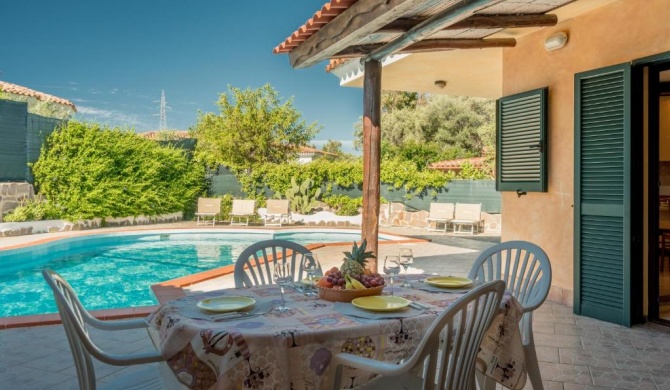 Sardinia Family Villas - Villa Chiara with private pool