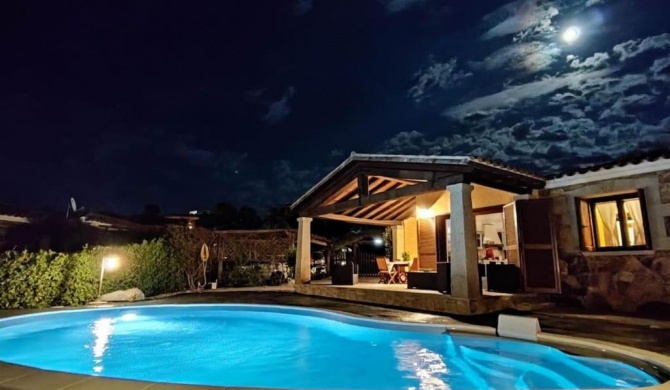 Villa Janas con piscina privata Budoni