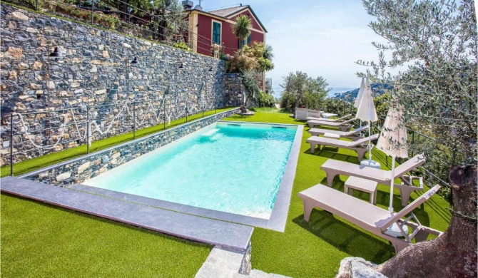 Awesome home in Recco with Outdoor swimming pool, WiFi and 6 Bedrooms